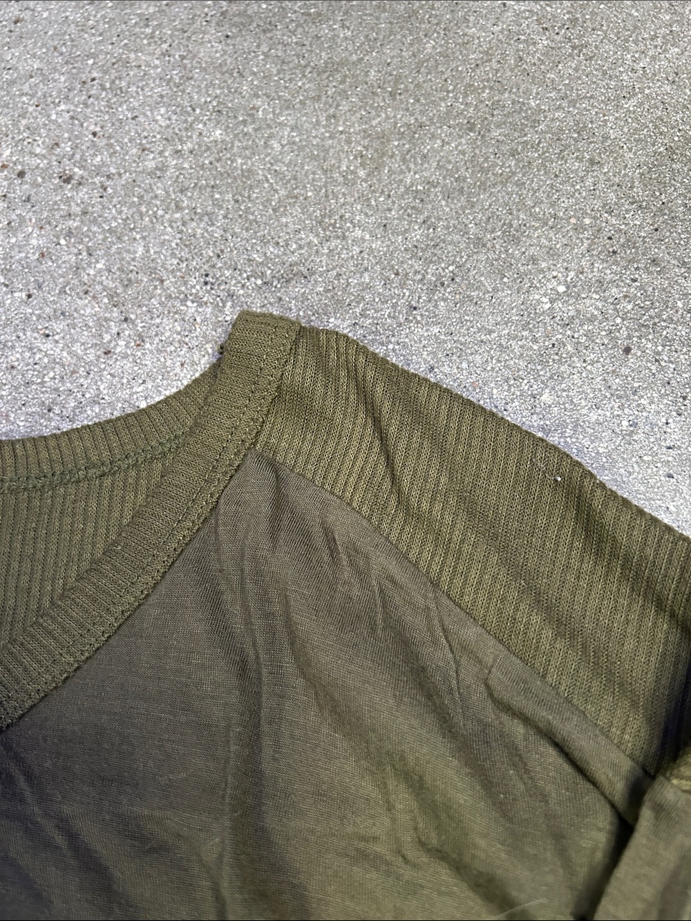Urban Mix Long-sleeve Top - Picture 9 of 10